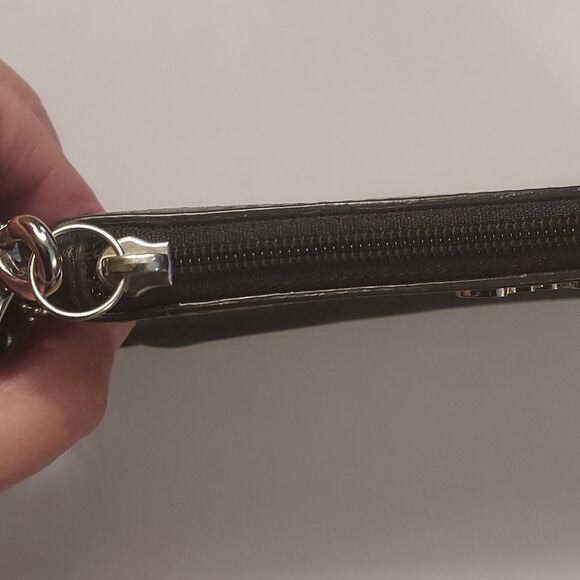 Coach black leather wristlet wallet signature kissing C leather - Picture 11 of 12